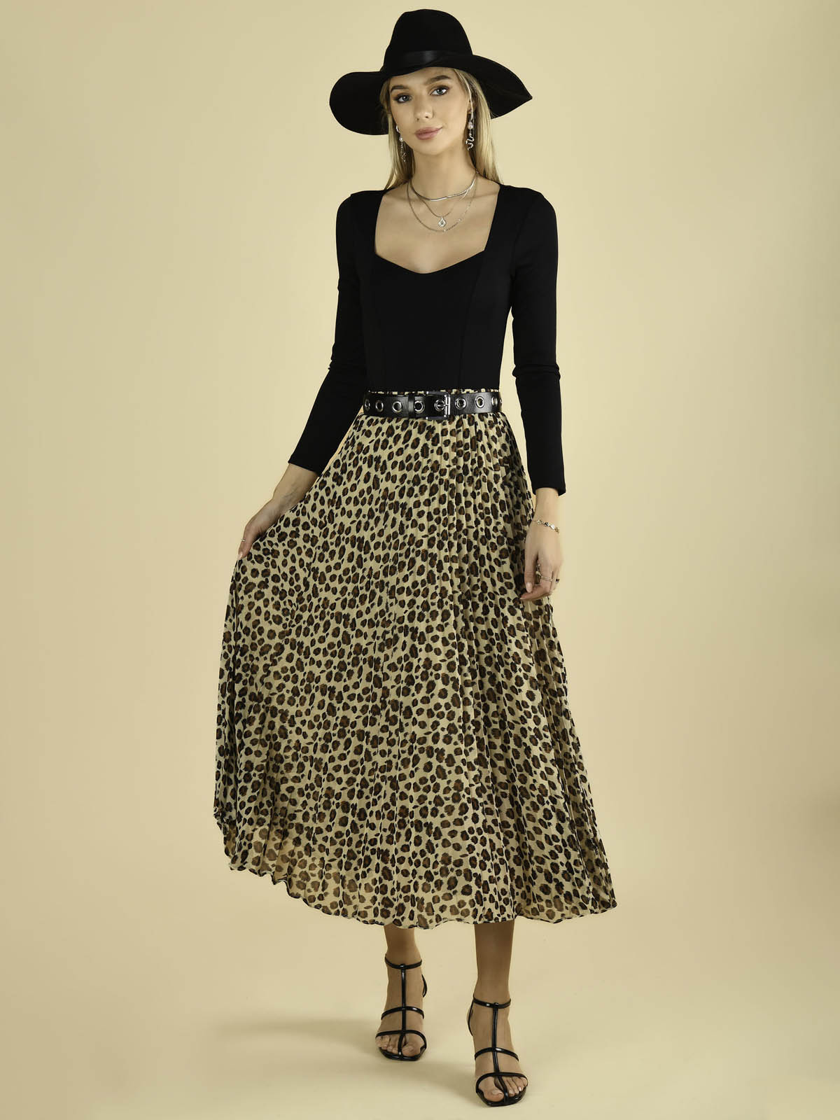 Leopard Chiffon Maxi Skirt Beige 【新品未使用】スカート - ロング ...