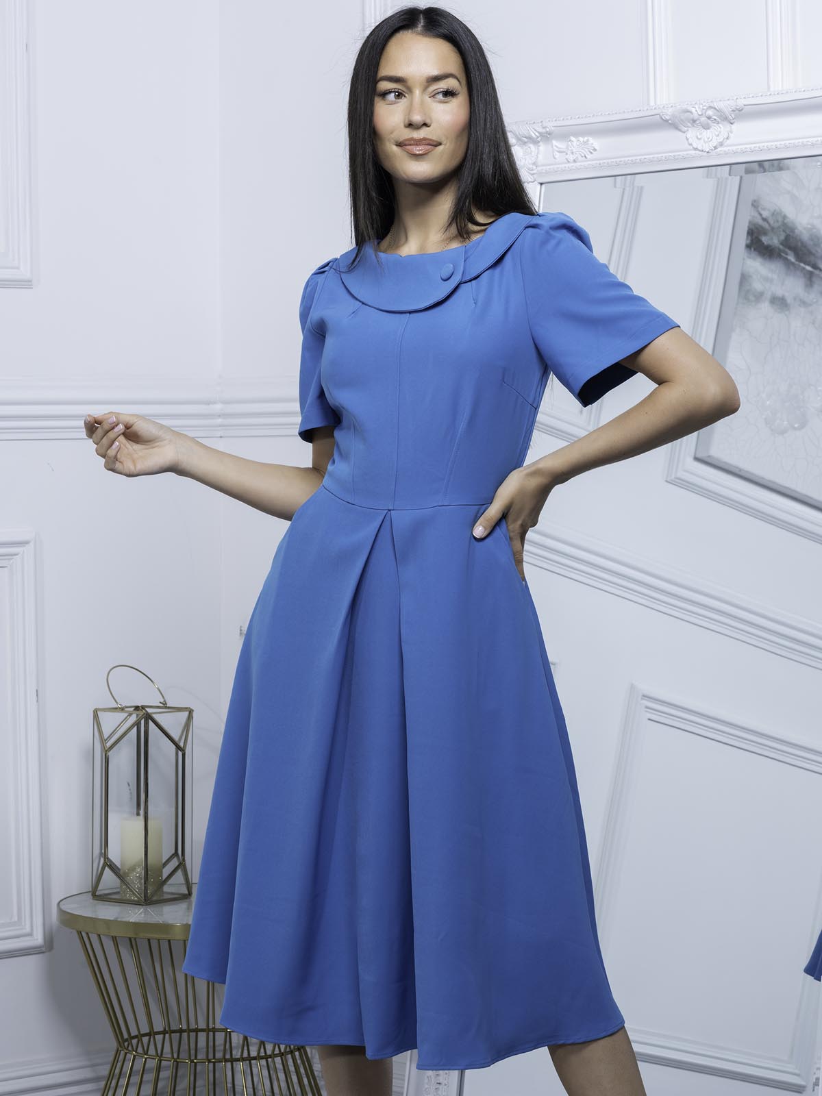 □ b2093 シモーネ ロシャ パフスリーブ ミディドレス ペールブルー Jolie Moi Debora Button Neck Dress, Blue – Jolie Moi Retail