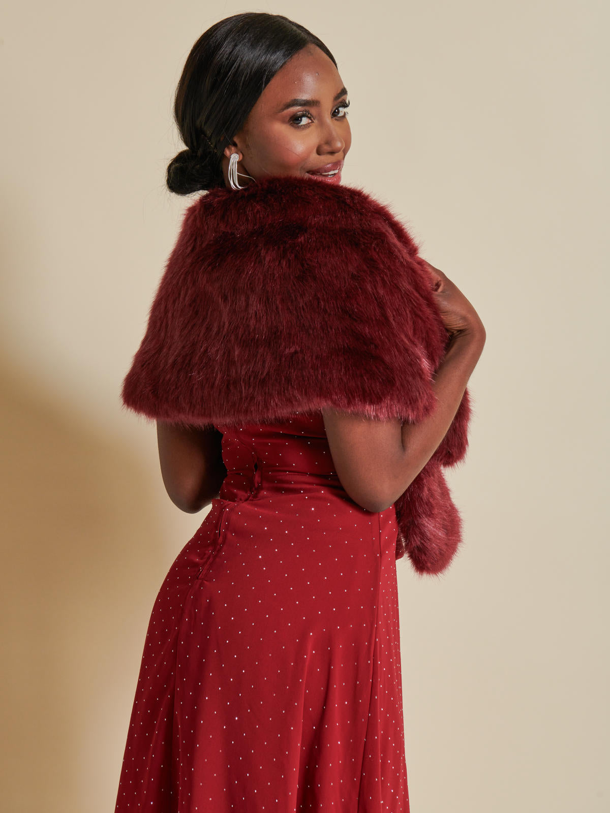 Red faux fur on sale shrug