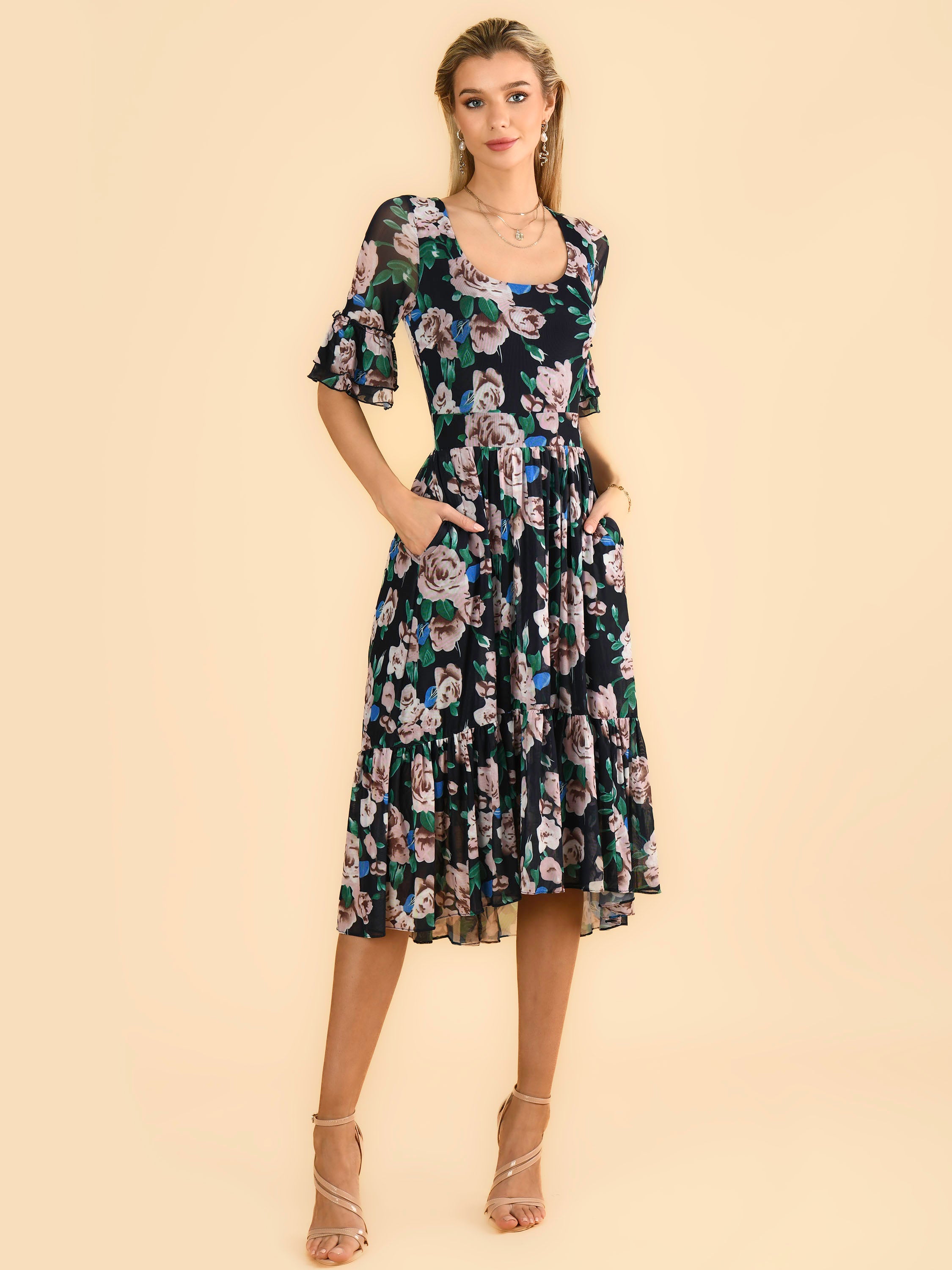 Robe Blanche Spéciale événement - Manches Volants En Mesh - Style Bodycon Mi-longueur - Neuf Avec étiquettes