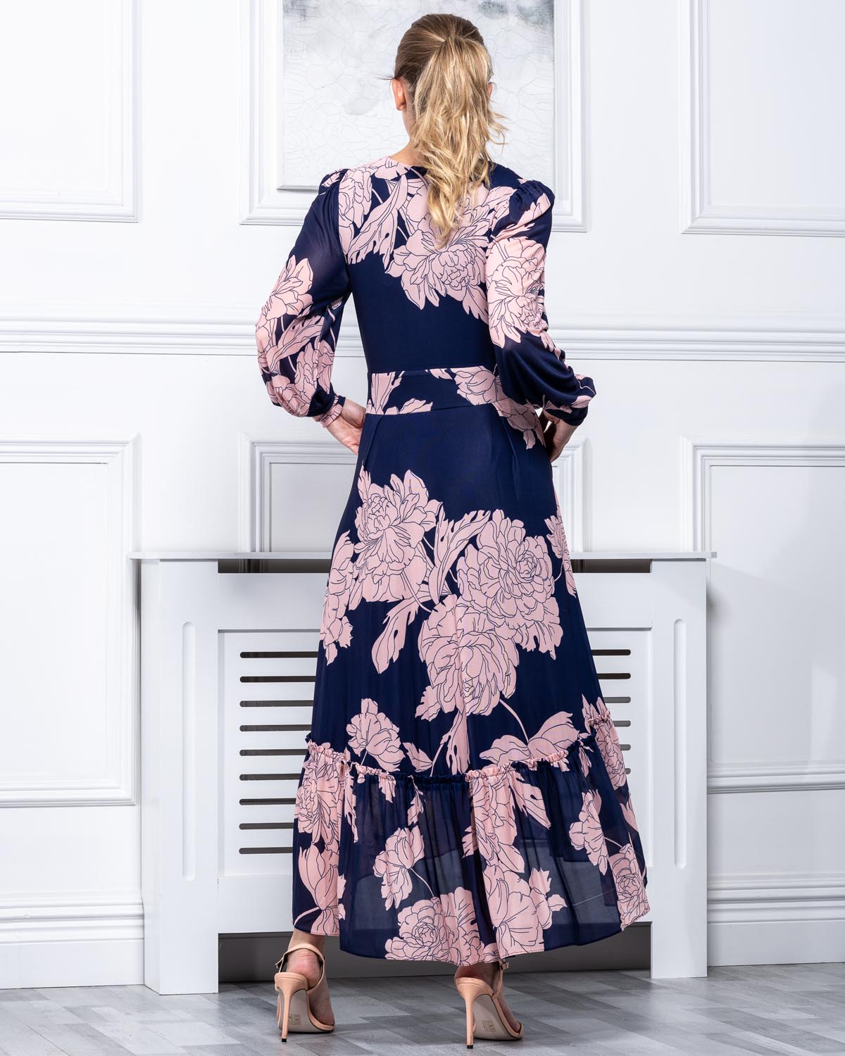 Navy blue floral hot sale maxi dress with sleeves