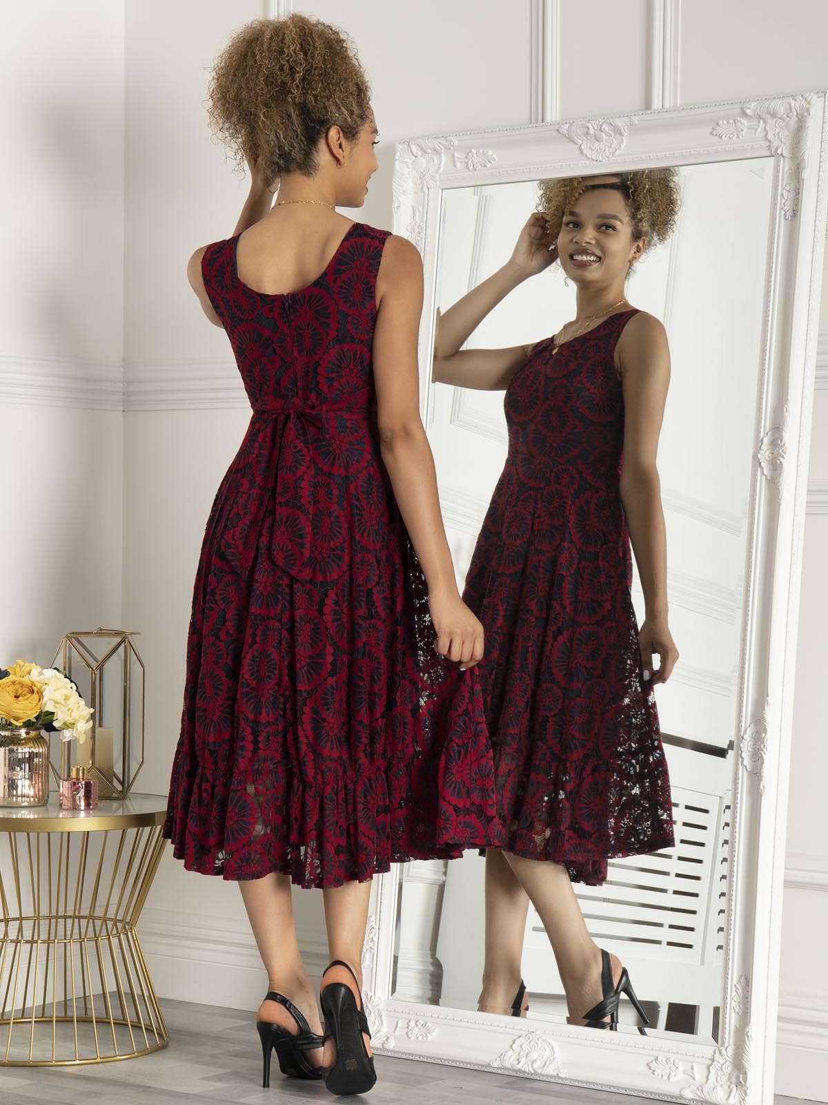 Maroon lace midi outlet dress