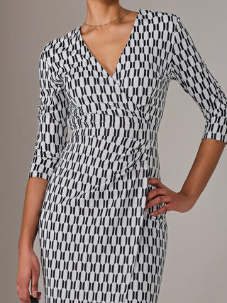 3/4 Sleeve Geo Shift Midi Dress, White Geo