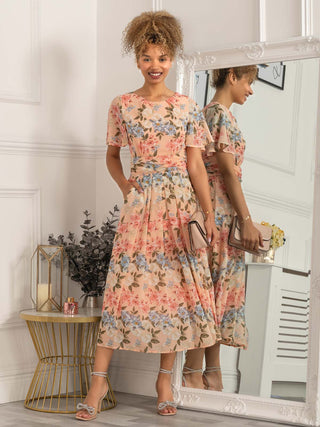 maxi dress, maxi dress uk. pink dress, pink floral dress with sleeves, floral print, floral dress, wedding guest dress, stylish dress for women, chiffon dress