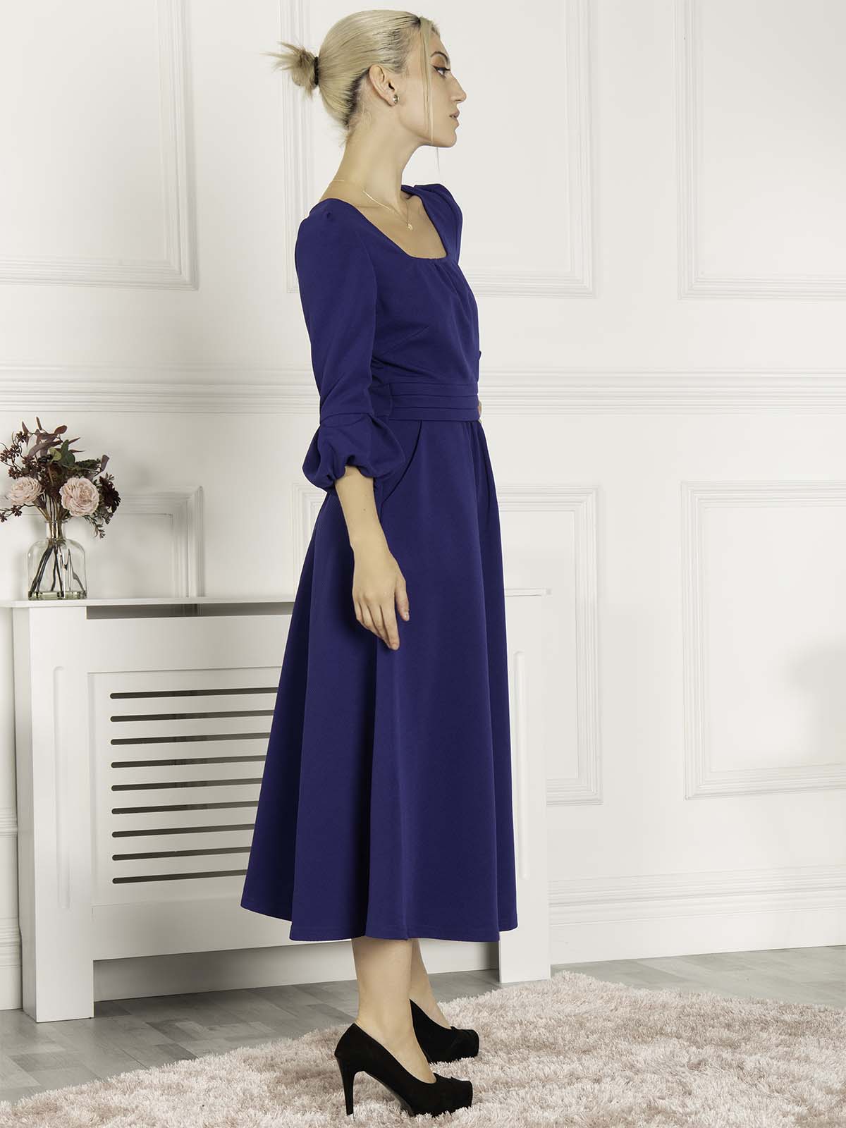 Midi dress with bell sleeves sale