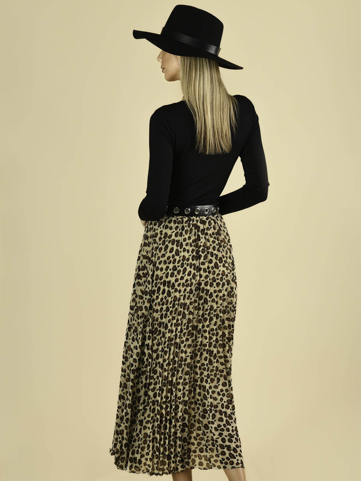 Leopard print hotsell skirt pleated